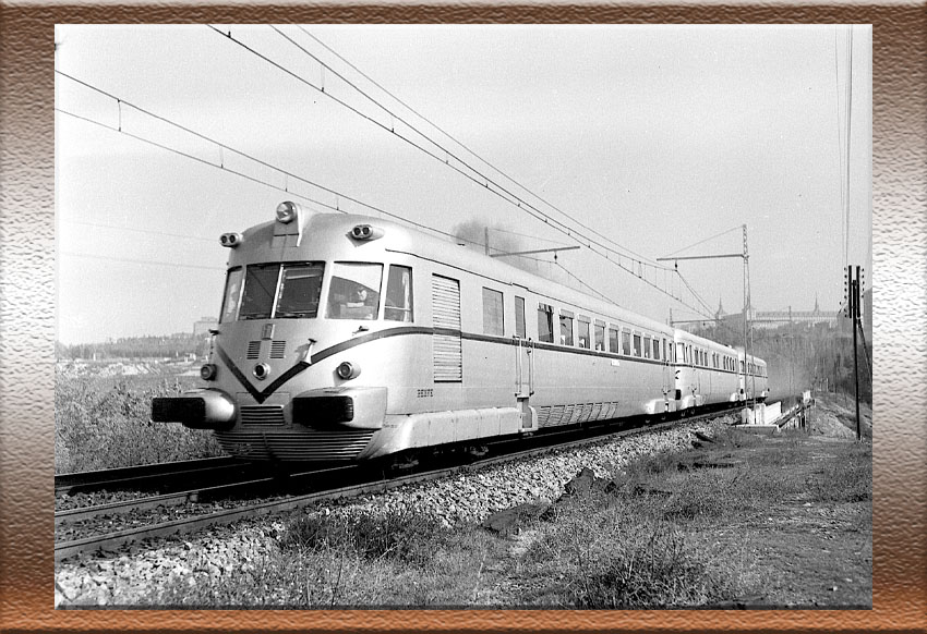 Automotor diésel (Fiat) 1ª Serie 595 TAF - Renfe